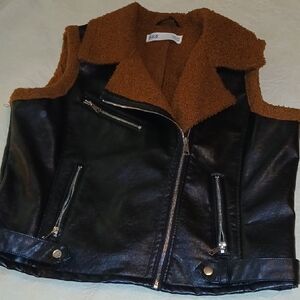 ❄️BKE Black and Brown Moto Vest Size L